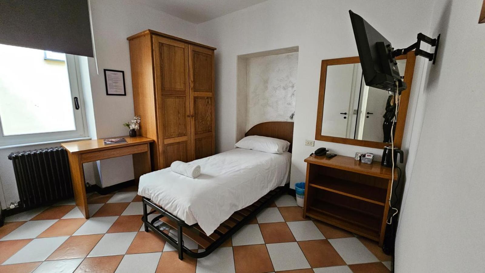 ורנה Hotel Montecodeno מראה חיצוני תמונה